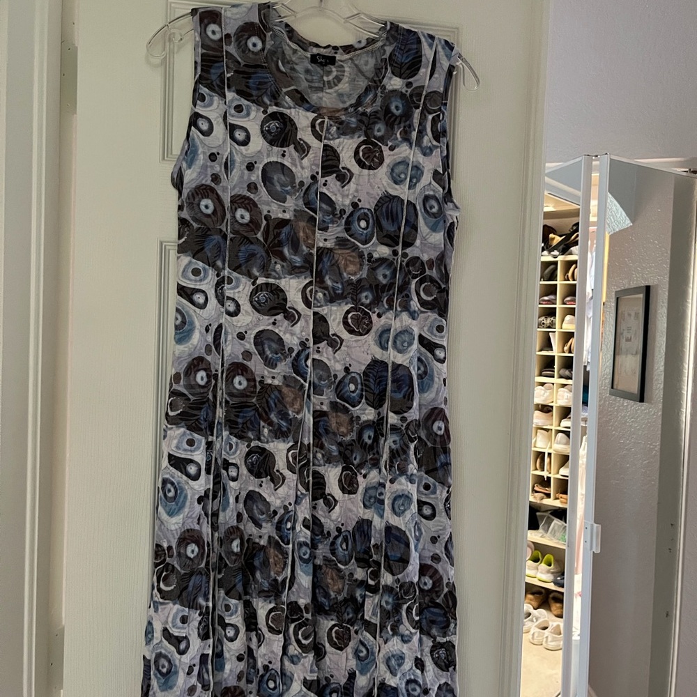 Black, blue  and White Sleeveless Midi Sundress